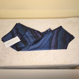 Athleta Accelerate Geode Crop Petal Pusher Leggings Size 2X Navy Black Purple